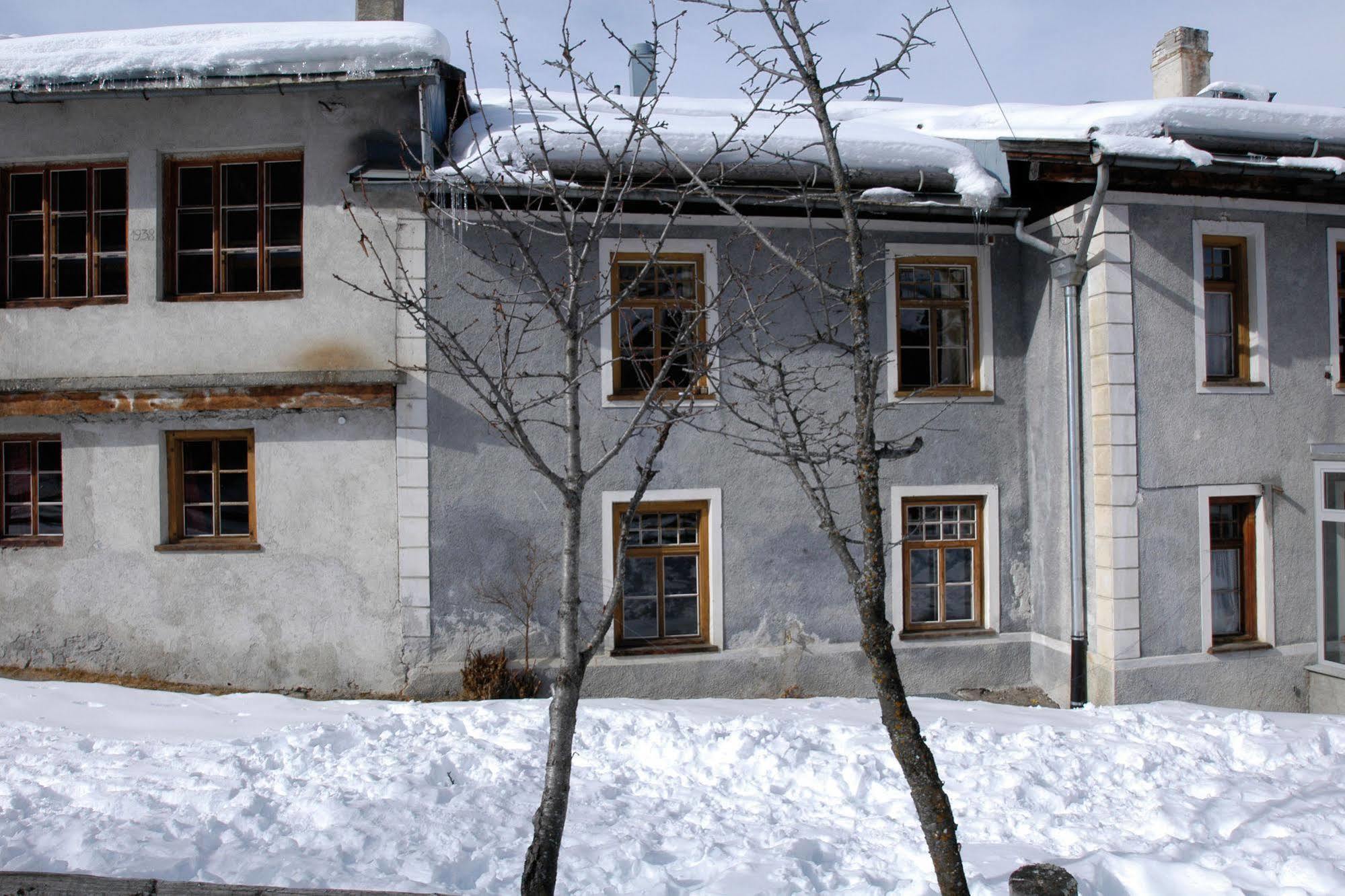 Santa Maria Val Muestair Sta-Maria Youth Hostel מראה חיצוני תמונה